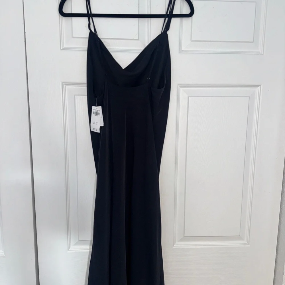 NWT Abercrombie Sleeveless Black Maxi Dress - Classic Cowl Neck- size medium